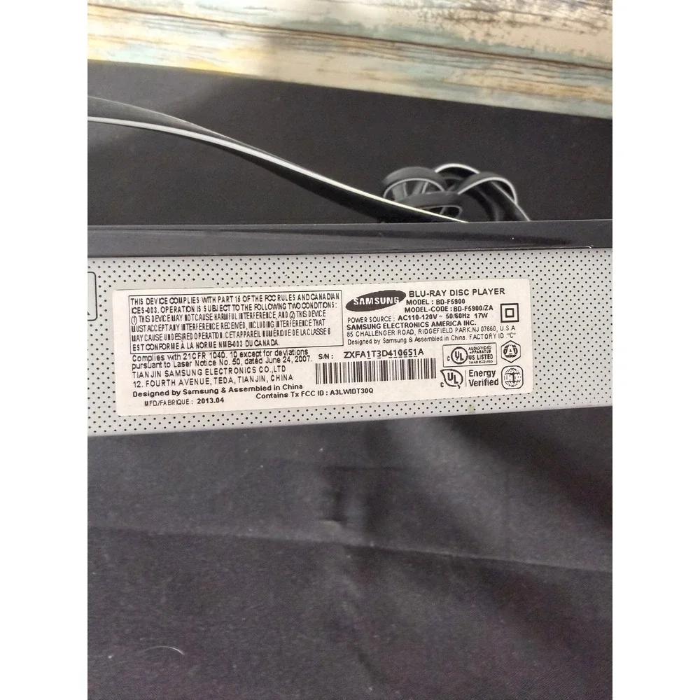 Samsung Blu-ray Player BD-F5900 Black Good 3D Wi-Fi Smart Hub Remote Included